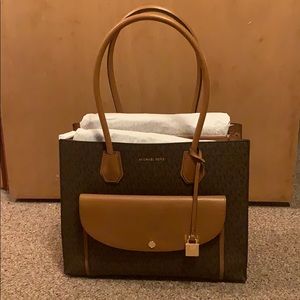 Michael Kors tote
